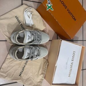Louis Vuitton Cream Interior Sneakers